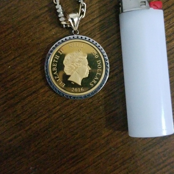 24k gold mickey mouse pendant charm - Picture 3 of 5